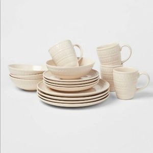 16-Piece Stoneware Fairlee Dinnerware Set from Threshold